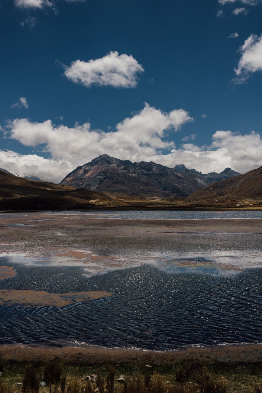 Laguna de Patococha y manantial de aguas gasificadas