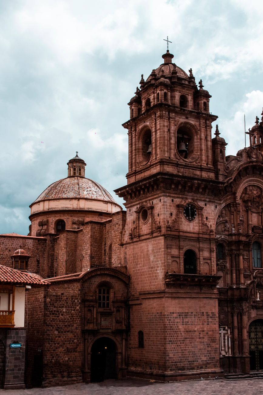 11:00 · Catedral del Cusco y Plaza de Armas