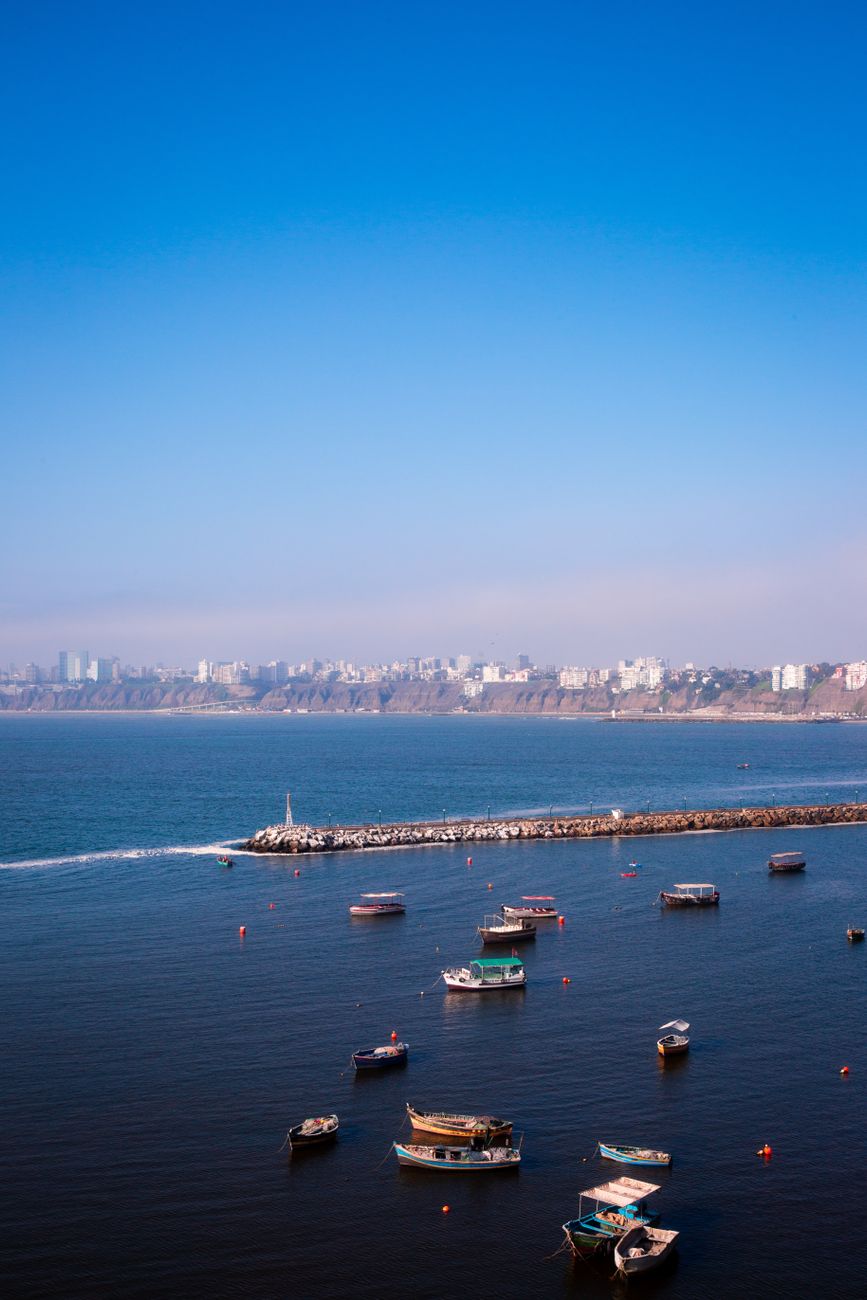 Día 1 · Arribo a Lima