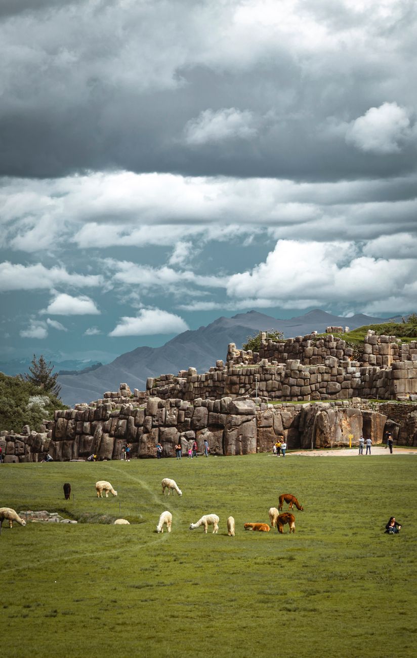 15:00 · Sacsayhuamán, Q'enqo, Puka Pukara y Tambomachay