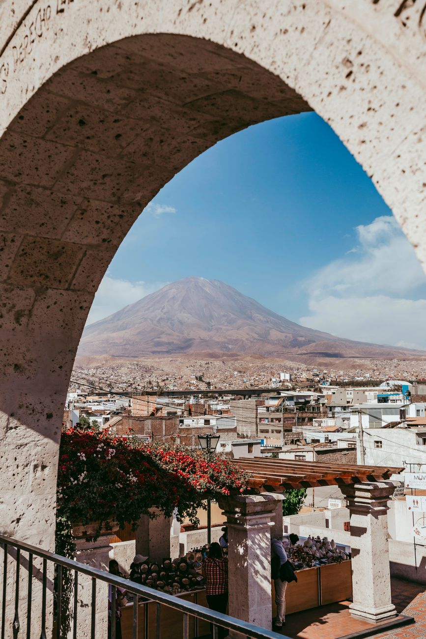 18:00 · Mirador de Yanahuara